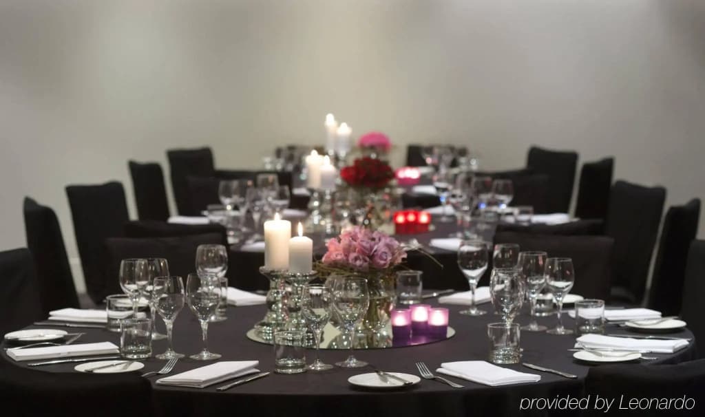 Flagstaff Gardens Hotel Melbourne - photo 29