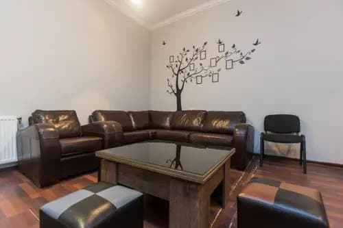 Big Whale Guesthouse - photo 2