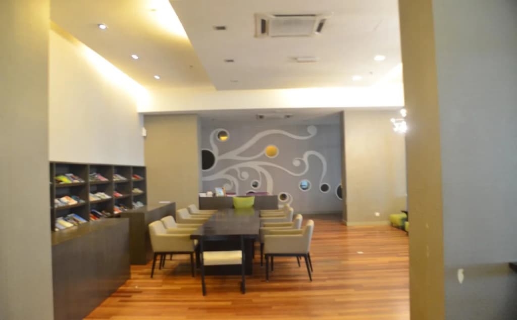 KL Skyline Hostel & Rooftop Infinity Sky Pool - photo 16