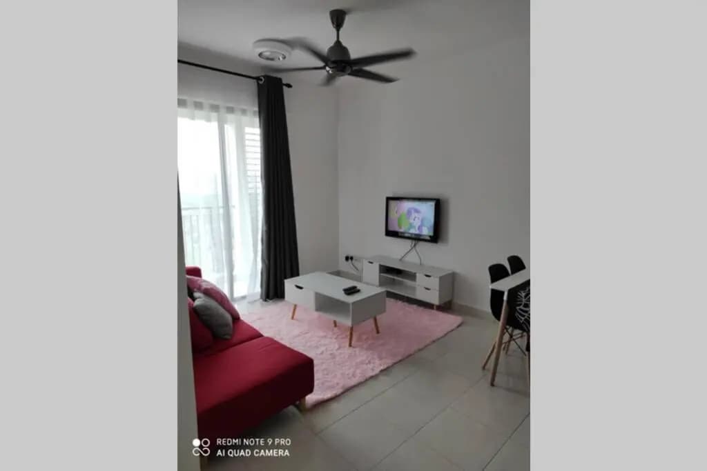 Hibiscus Suite,Tiara Imperio - photo 1