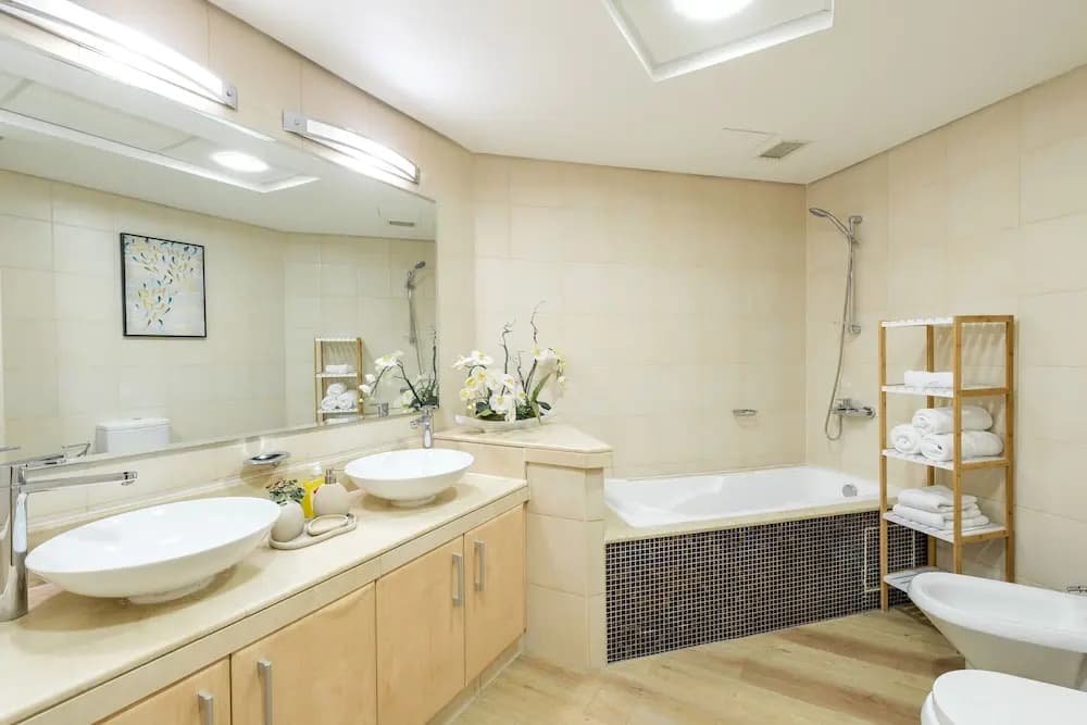 Shoreline Beachfront Luxury Palm - photo 9