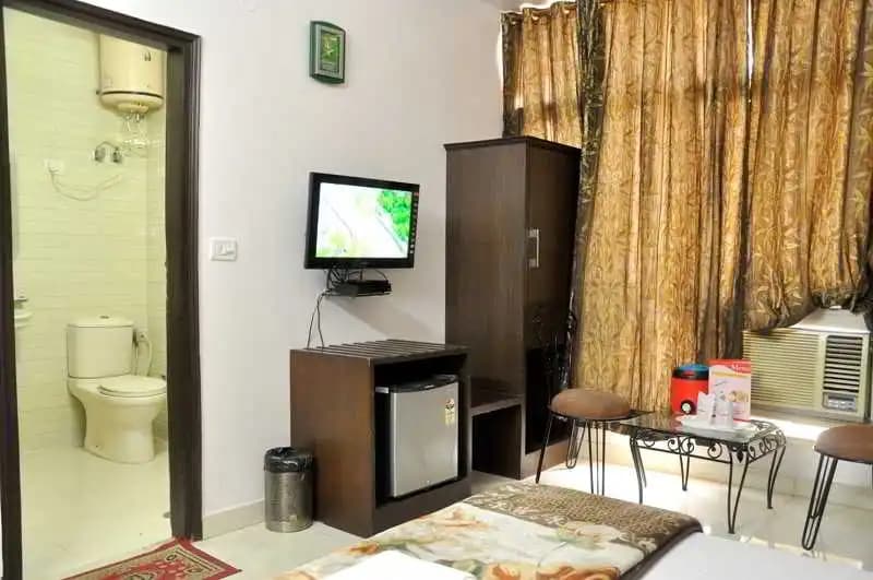 Hotel Milan Continental - photo 1