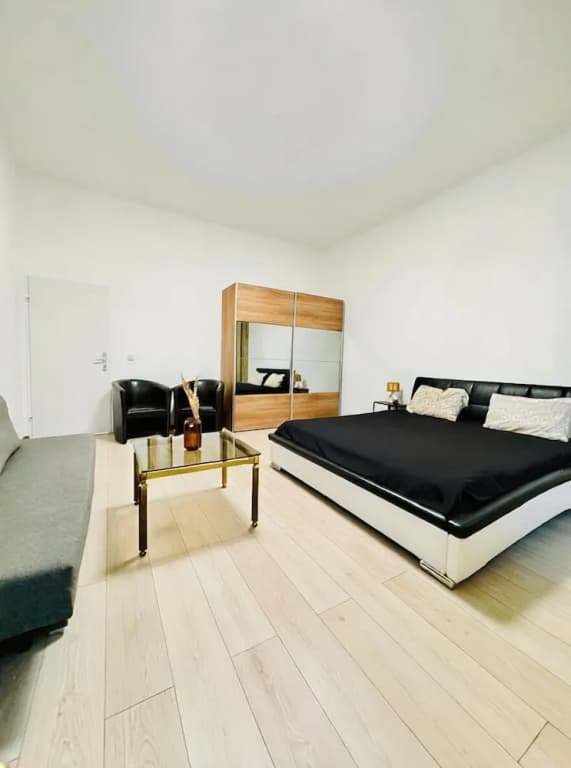 Cozy 3BR Apt for 6 Near to FAC Platz - photo 17