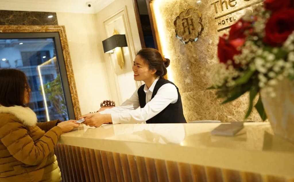 The Confetti Hotel - photo 5