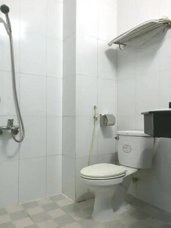 Phuong Long Hotel - photo 8
