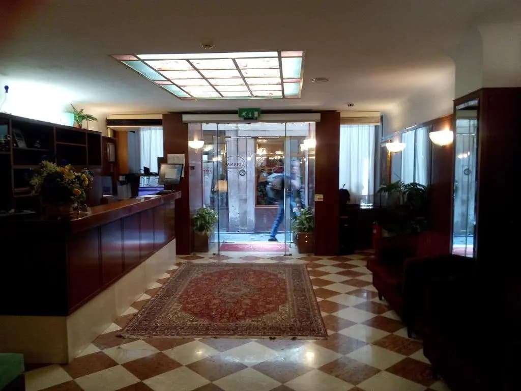 Hotel Diana - photo 2