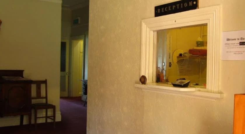 The Cecil Guesthouse - photo 31
