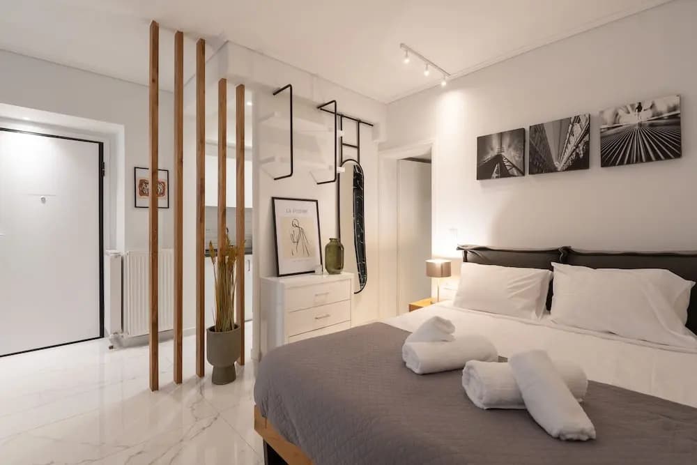 Kolonaki Chic Minimalist Studio-Athens - photo 5