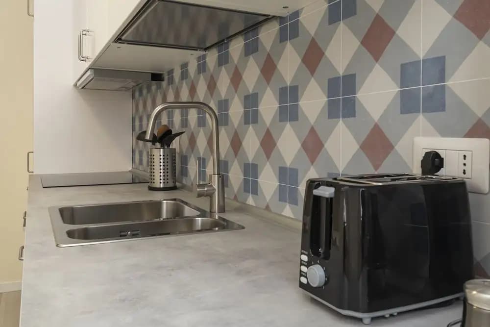 JOIVY Modern 2bed flat with balcony, 250m from M5 Foppa and M2 Sant'Agostino - photo 16