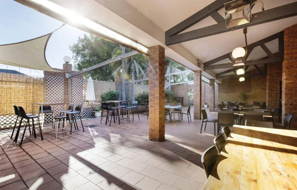 Parkway Hotel - photo 21