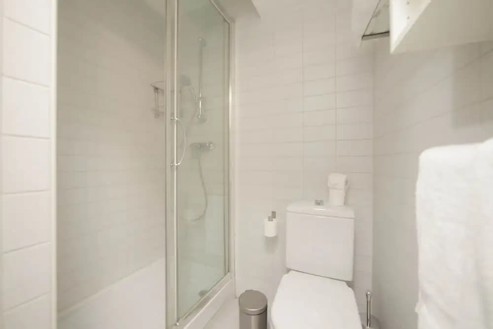 Bright & cosy studio in Puerta del Sol by Allô Housing. - photo 8