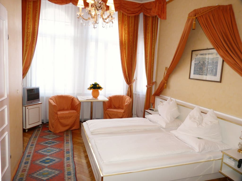 Boutique Hotel Zur Wiener Staatsoper - photo 4