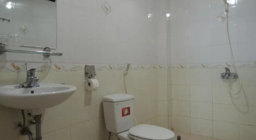 Hop Hung Hotel - photo 8