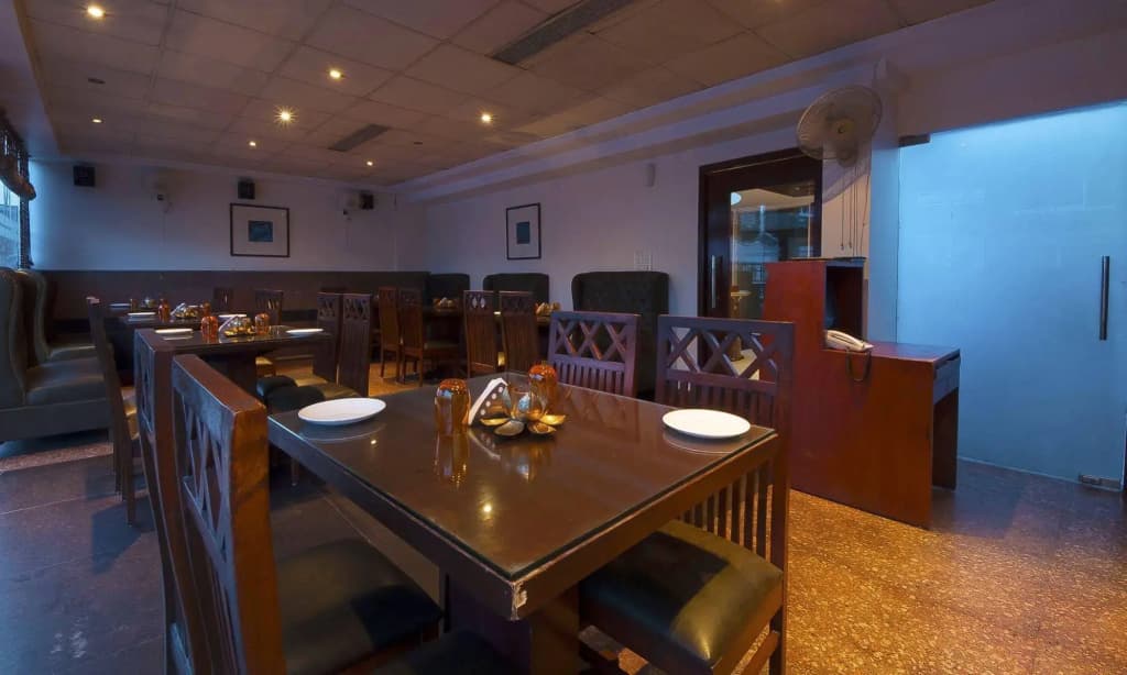 Hotel Aura - Near to New Delhi Railway Station - photo 21