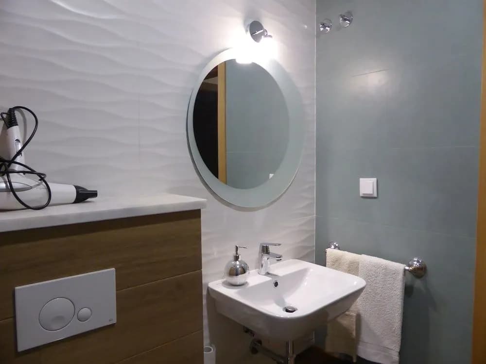 Bento Boutique Apartment - IBG HOME - photo 7