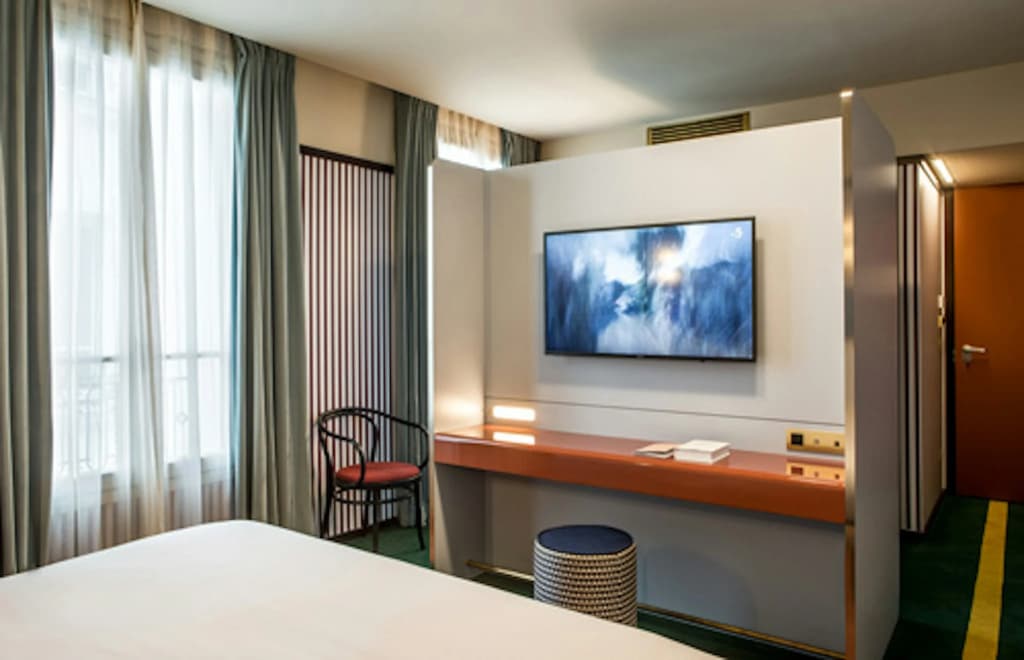 Hôtel du Rond-Point des Champs-Élysées - photo 34