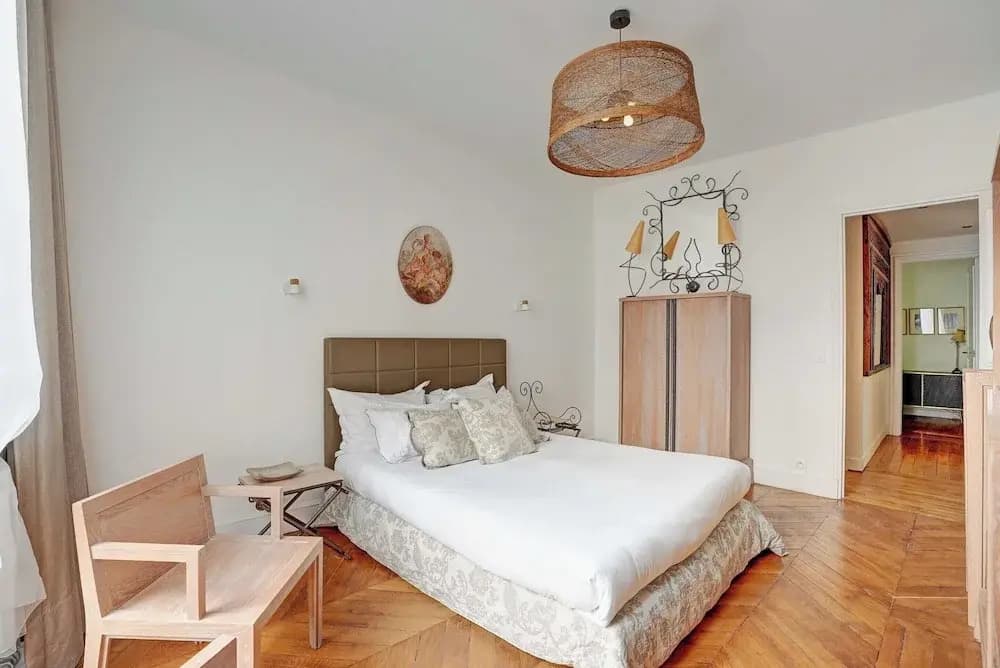 Charming Apartment - 4BR -10p- Madeleine - photo 3