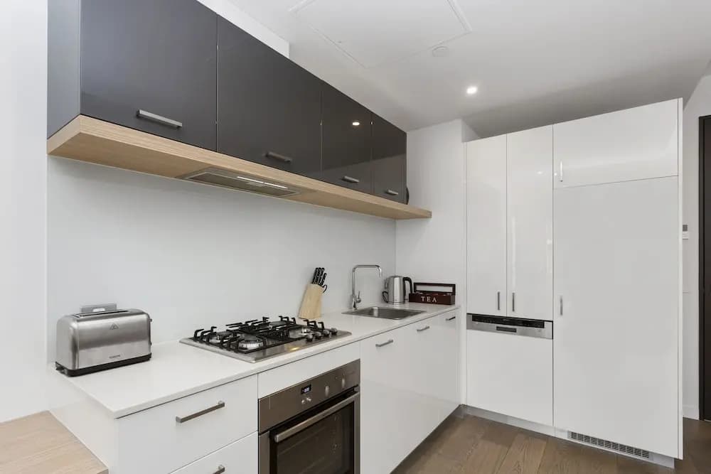 Sandy Hill Apartments by Ready Set Host - photo 5