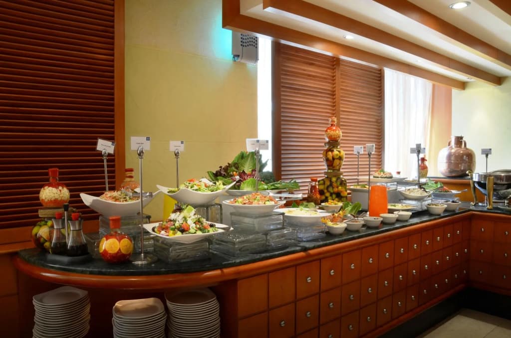Swiss Belhotel Sharjah - photo 22