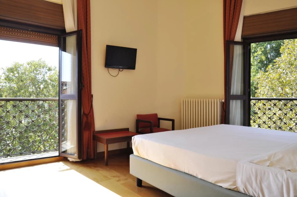 Hotel San Guido Porta Volta - photo 4