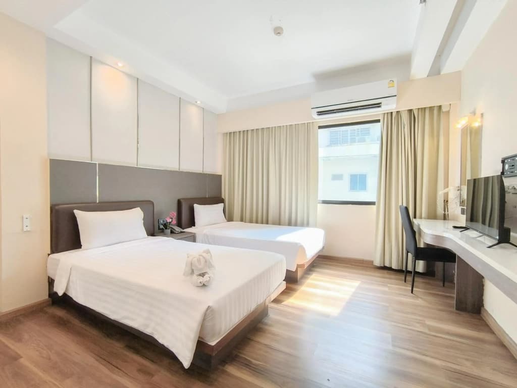 Citin Sukhumvit 11 Nana Bangkok by Compass Hospitality - photo 7