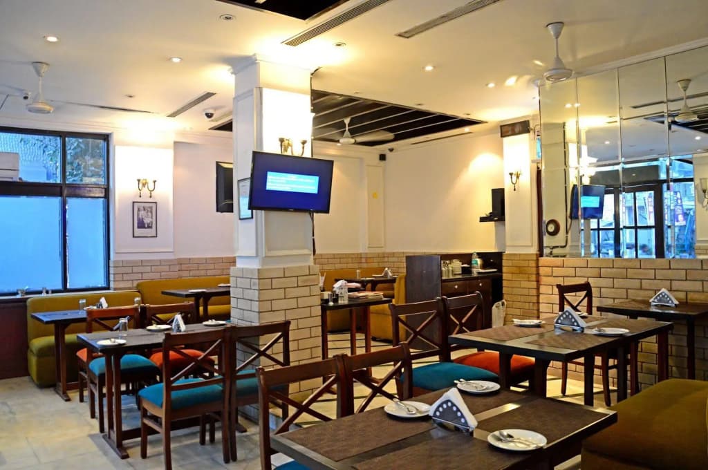 Hotel Ajanta - photo 17