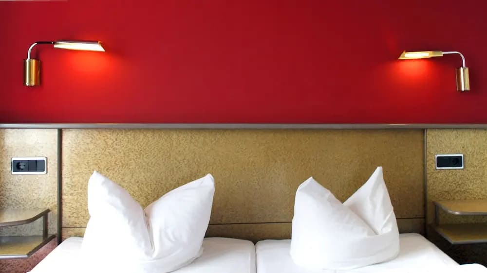 Hotel Am Buschkrugpark - photo 5
