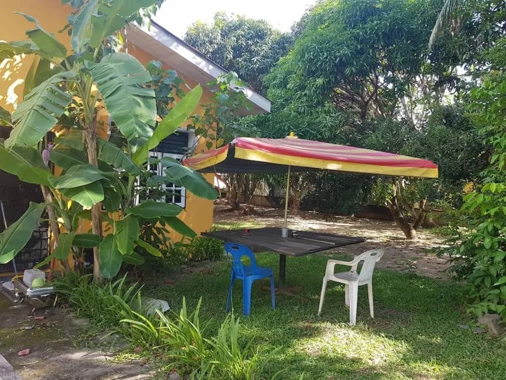 Bobi's Cafe & Lodge cenang Beach Langkawi - photo 11
