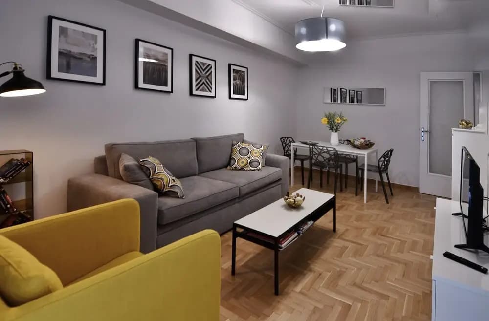 Top Koukaki Location 2 Bedrooms - photo 9
