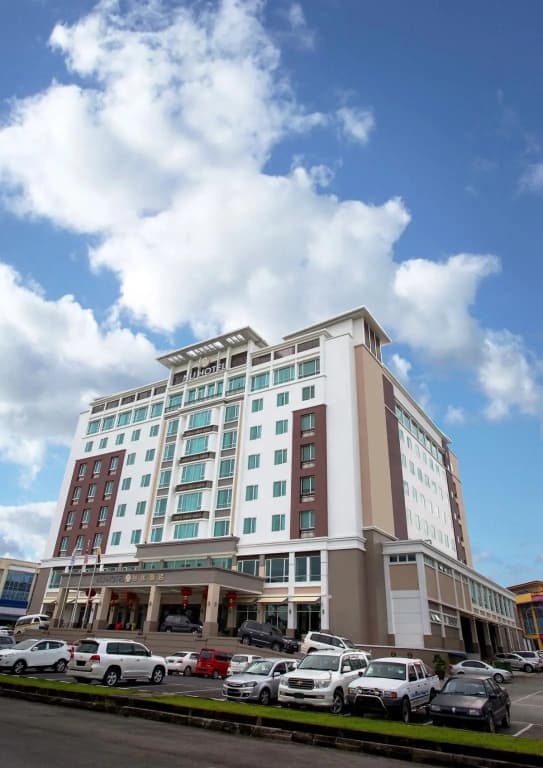 Nu Hotel - main photo