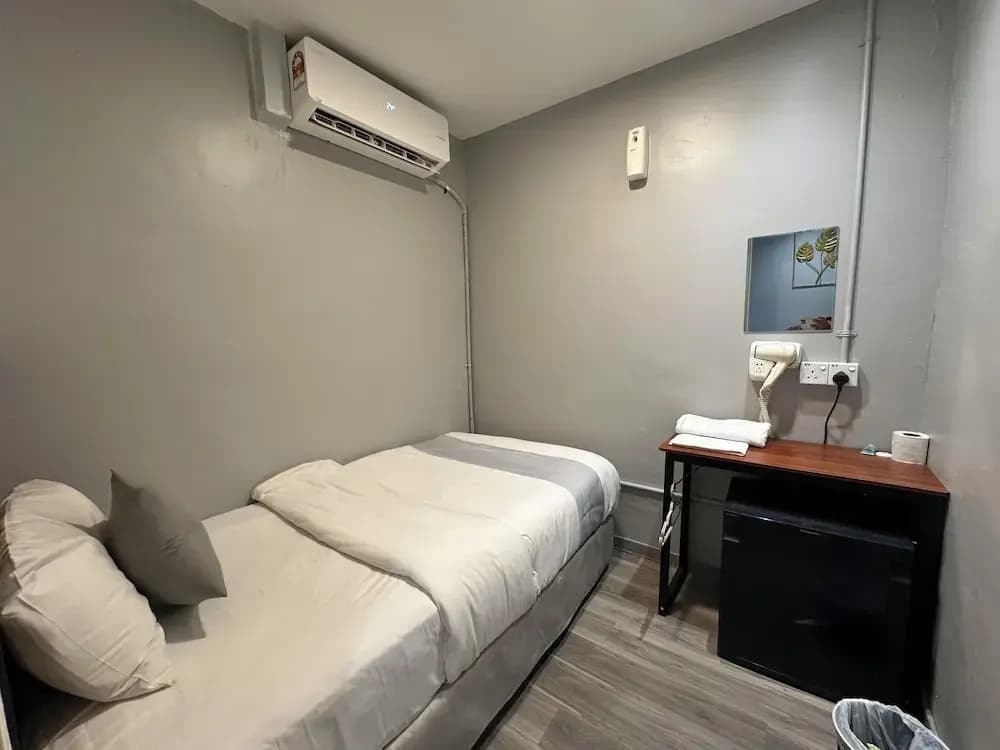 SS Grey House - photo 21