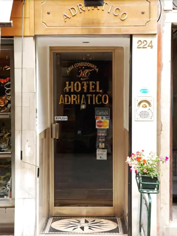 Hotel Adriatico - photo 13