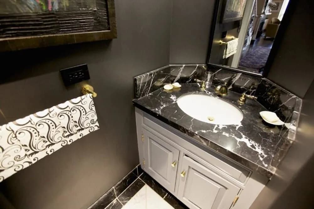 Embarcadero Vista Apartment - photo 9