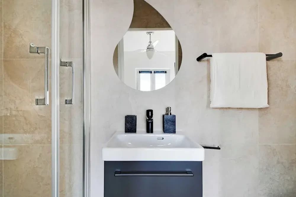 Intimate Studio for 2 People - Batignolles - photo 8