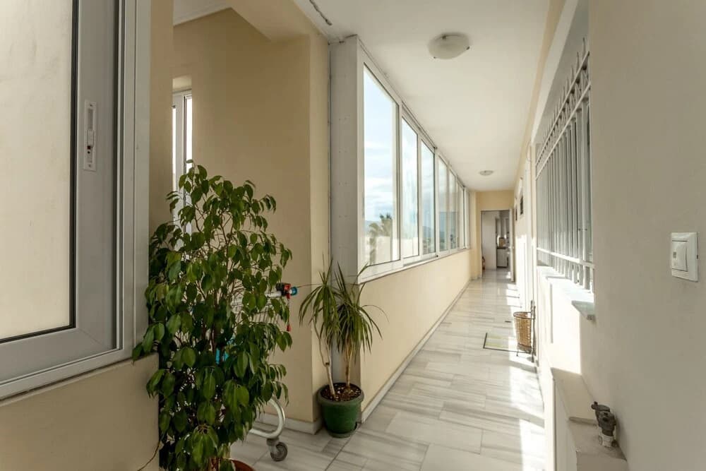 Elegant And Comfortable 4th Floor - photo 10