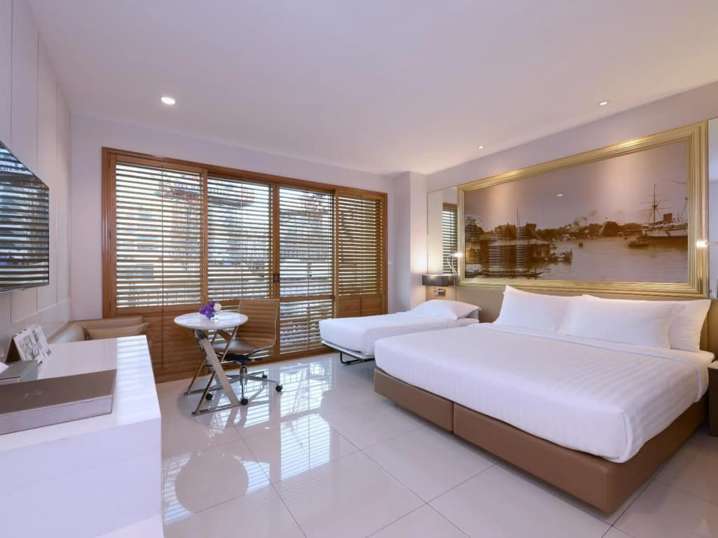 Grande Centre Point Ploenchit Hotel - photo 6