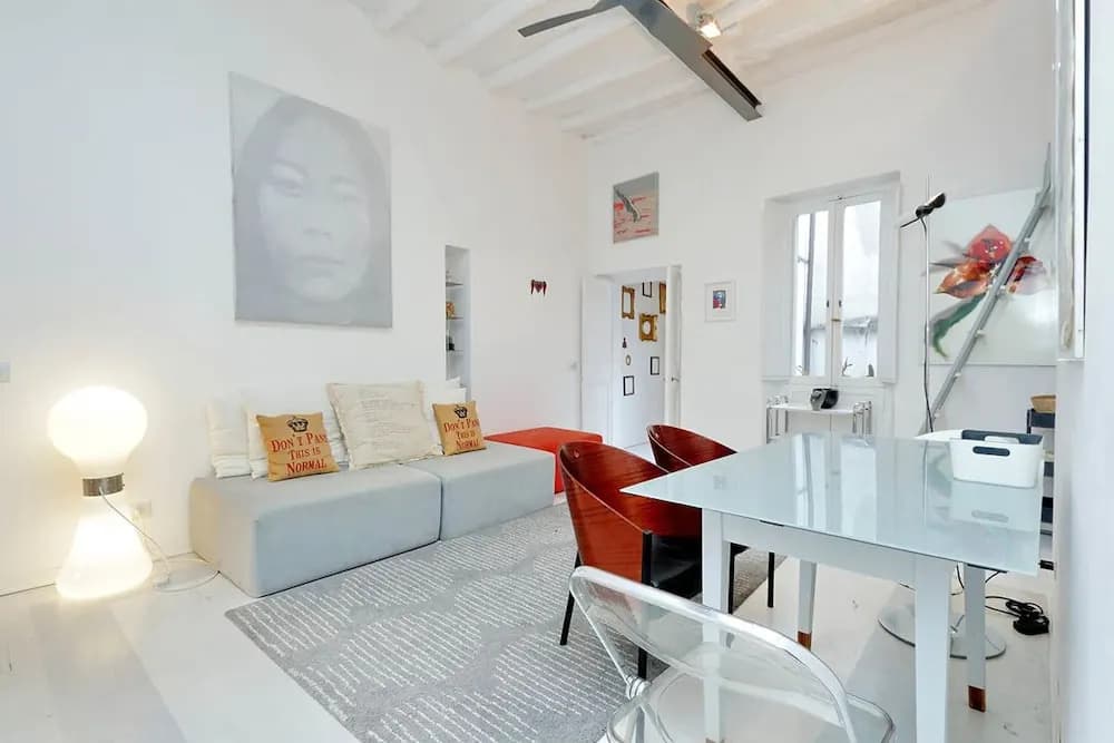 Monti Bright Apartment - photo 12