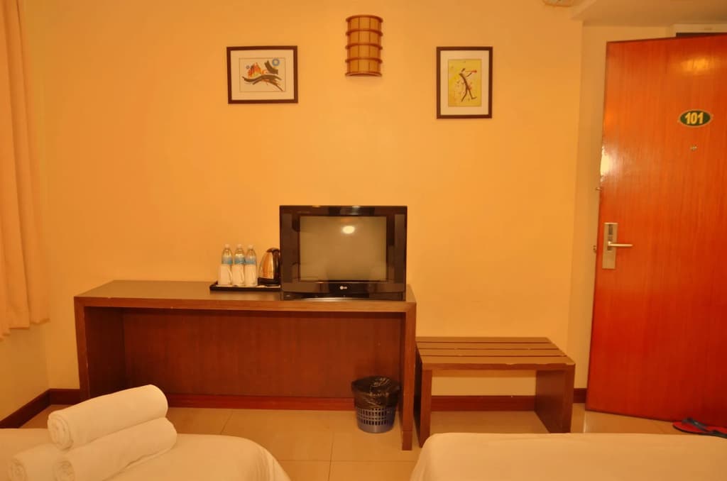 Sandakan Central Hotel - photo 15