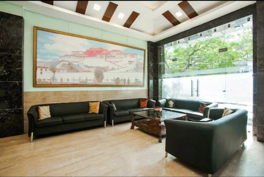 West Yard Hotels - photo 27