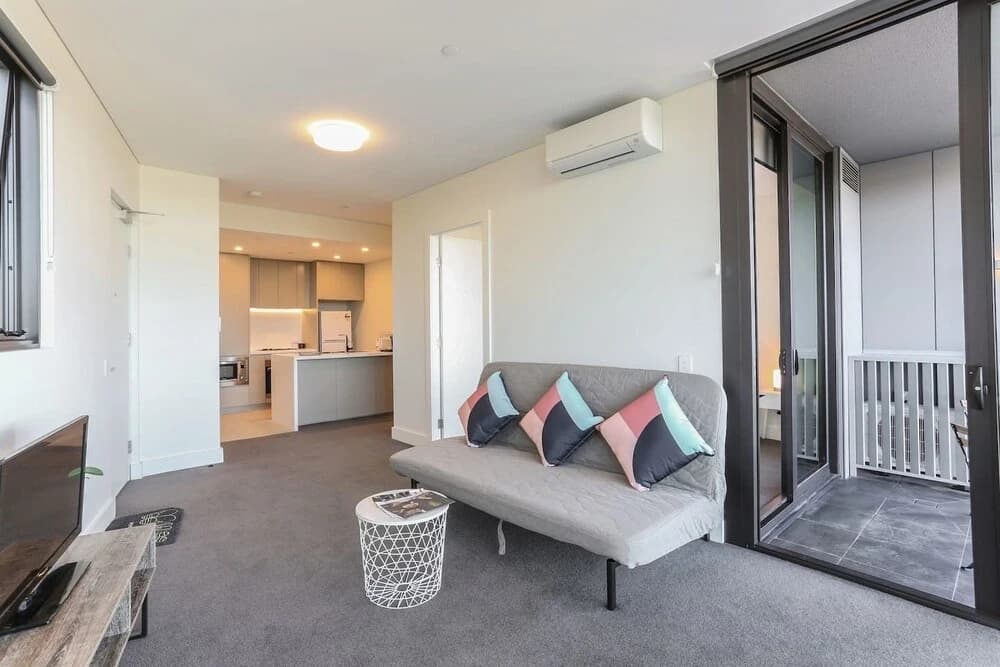 Highrise Apartment At Olympic Park - photo 2