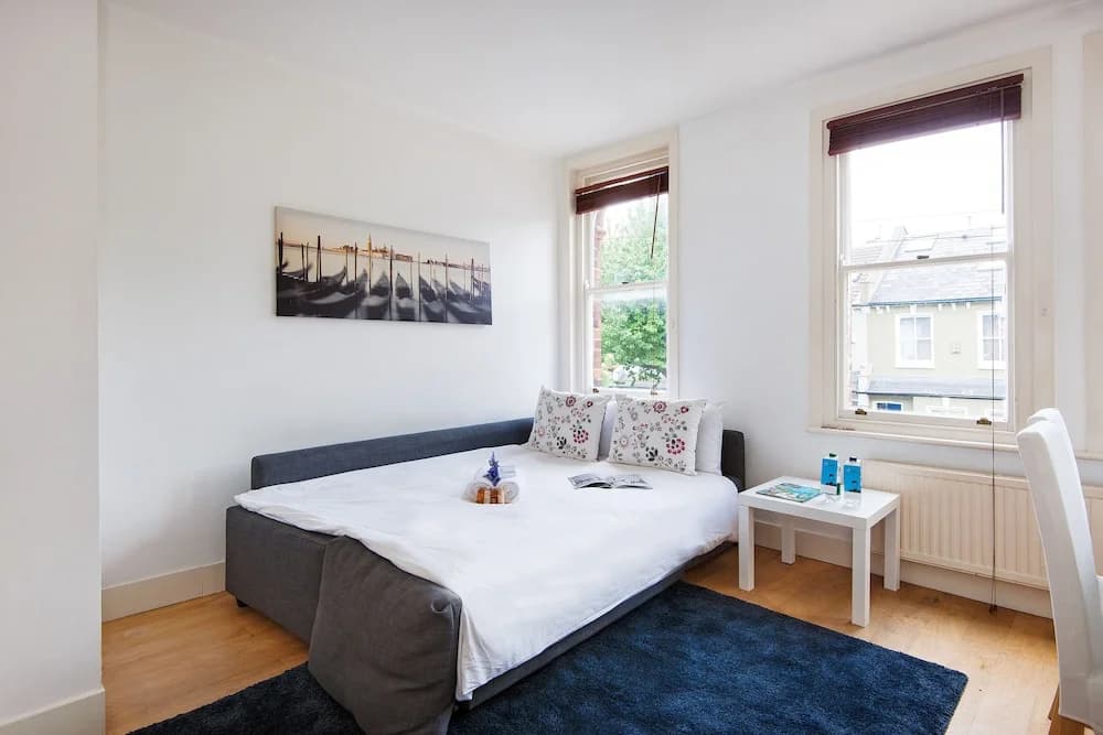The Homey West Kensington Apartment - KDY - photo 7