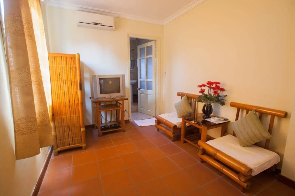 Bamboo Hotel - photo 5