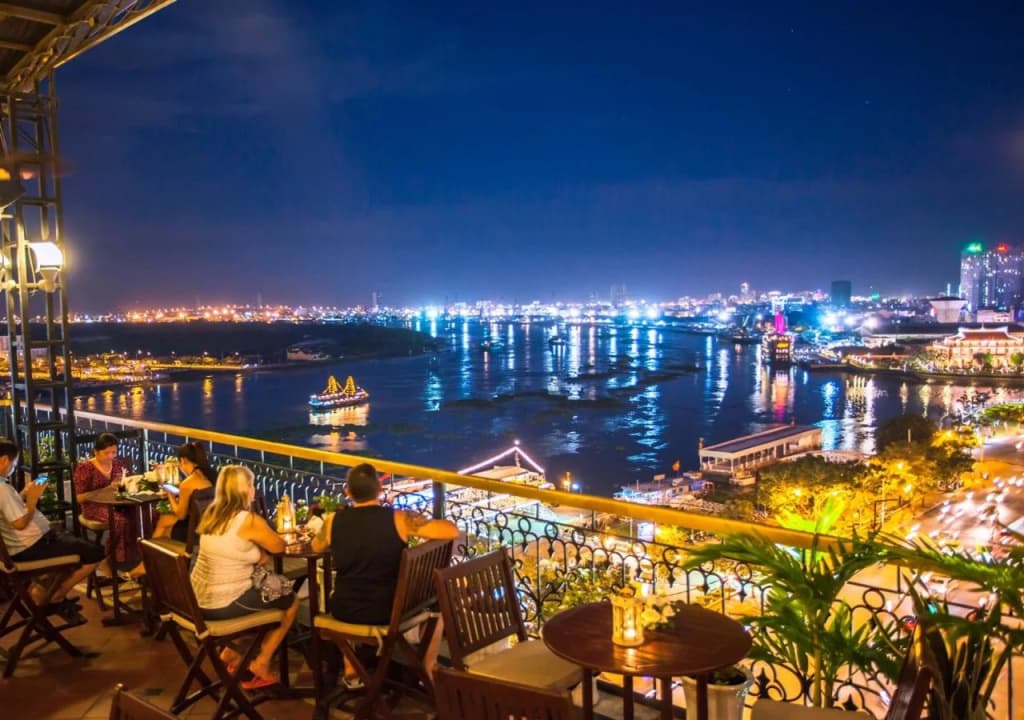Hotel Majestic Saigon - photo 24