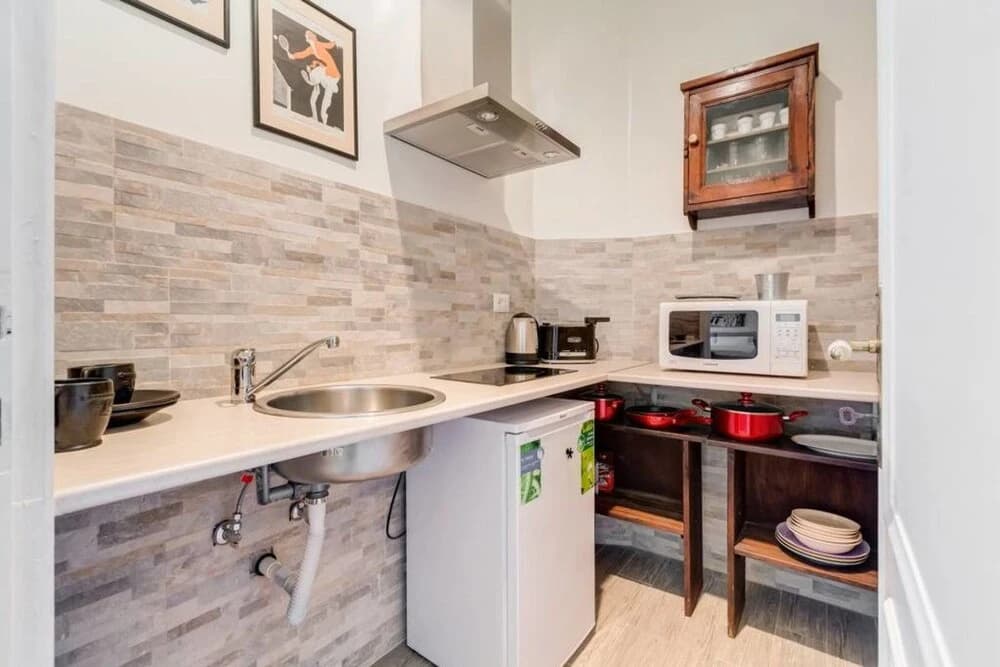 Elegant 1 bed Flat in Central Location - photo 11