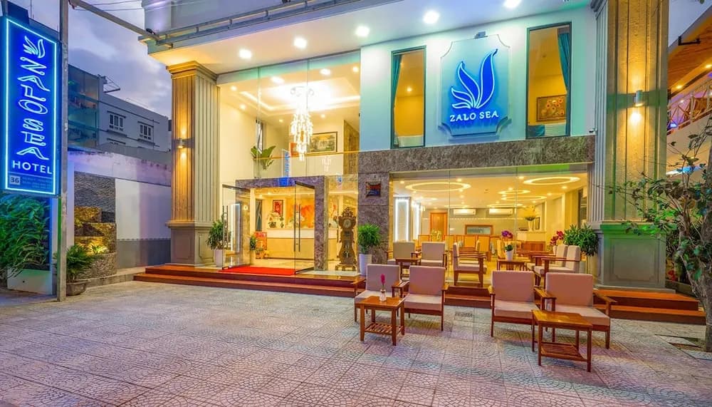 Zalosea Hotel - main photo