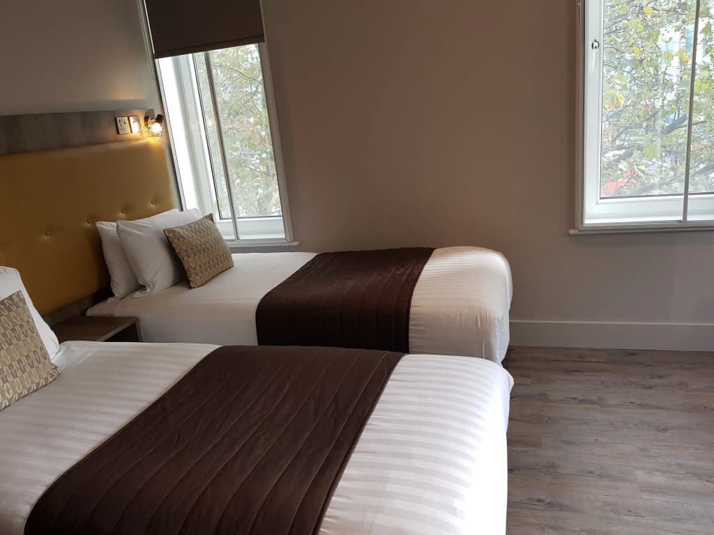 Euston Square Hotel - photo 5