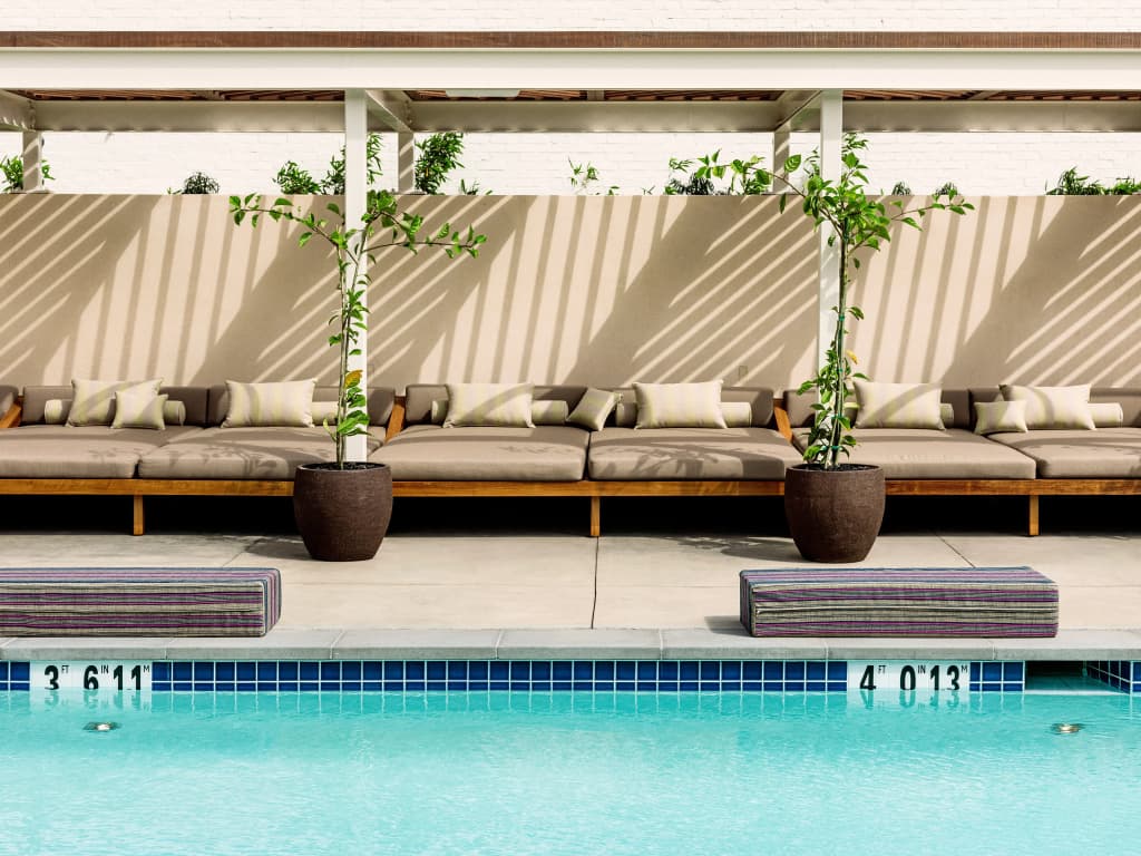 The Hotel June - photo 17