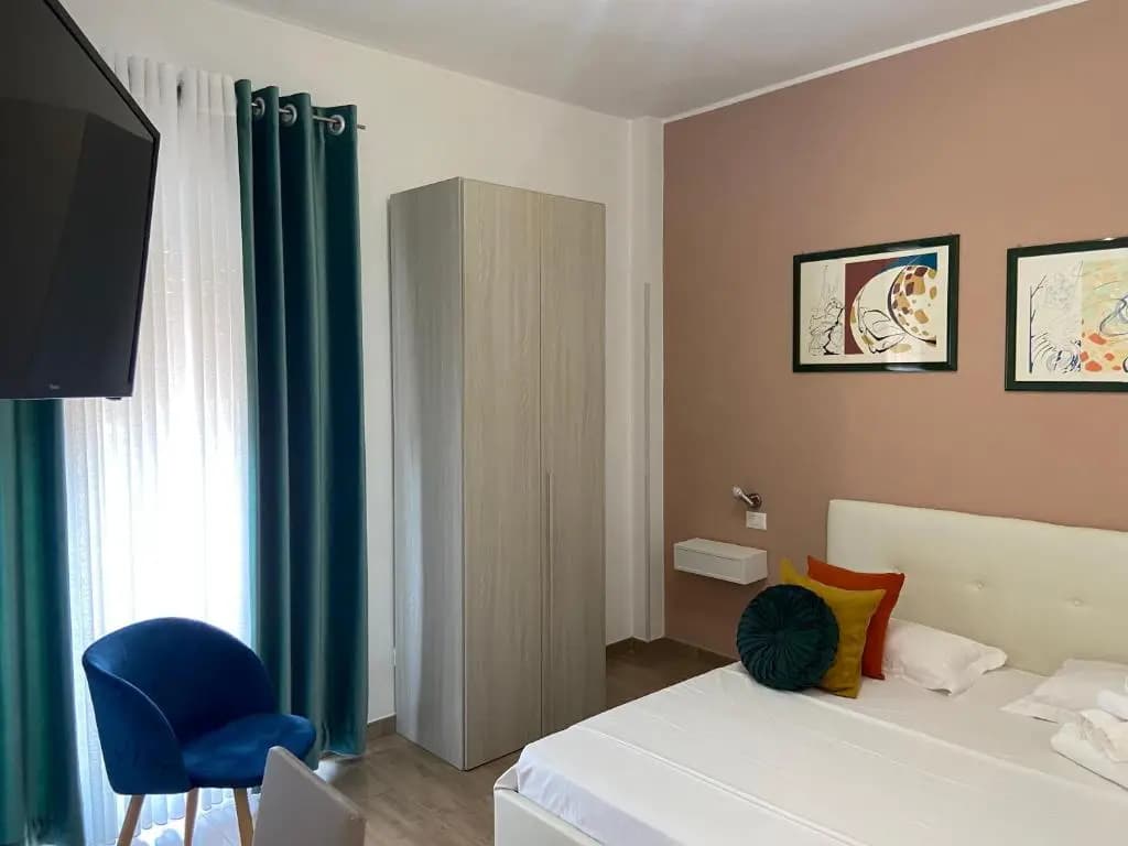 Juna's Guest House - photo 9