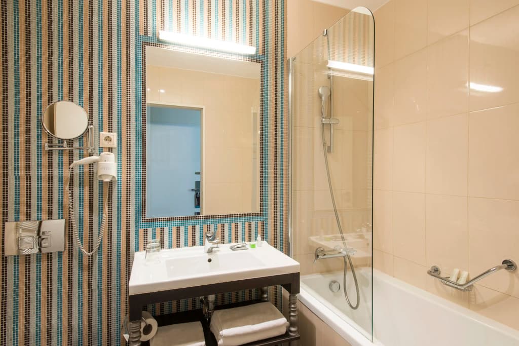 La Prima Fashion Hotel - photo 10