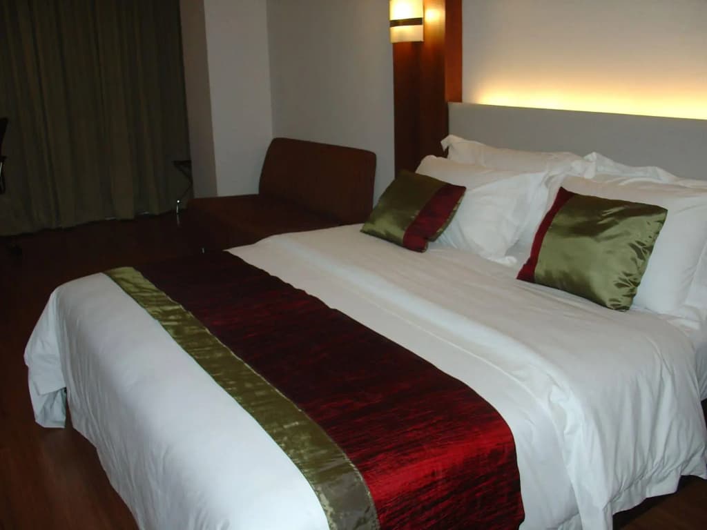 Cemara Hotel - photo 6